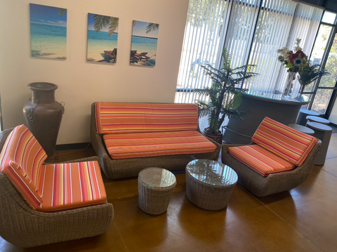 Modern Design 5 Piece Outdoor Wicker / Rattan Outdoor Patio Furniture Set Sunbrella Dolce Mango