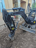 Like New Kubota D722 Diesel 2.0 Ton Mini Excavator Backhoe Digger EPA Certified Swing Boom Telescoping Tracks Hydraulic Thumb BLACK