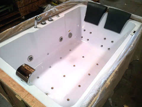 Tub for two | Large jetted tub | Deep soaker tub