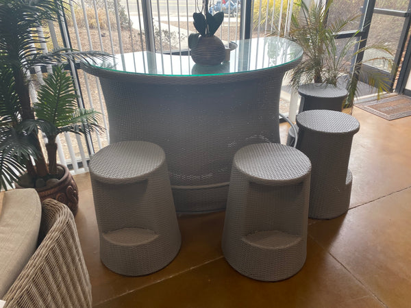 5 Piece Grey Wicker Outdoor Bar Table Set with 4 Bar Stools + Glass To ...